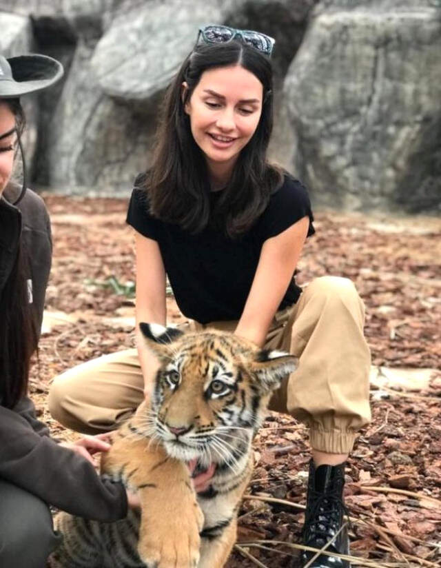 Yasemin Özilhan Bu Defa Cesaretini Konuşturdu!