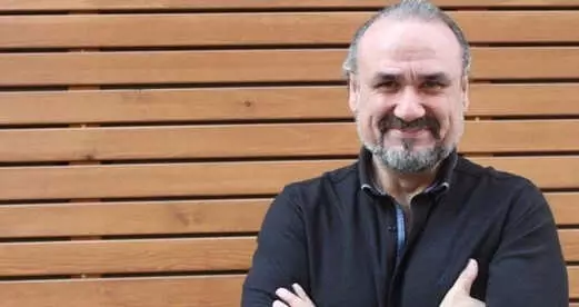 Yerli Pavarotti Hakan Aysev 6'ncı Kez Evlendi! Hakan Aysev Kimdir? Yerli Pavarotti Hakan Aysev 6'ncı Kez Evlendi! Hakan Aysev Kimdir?