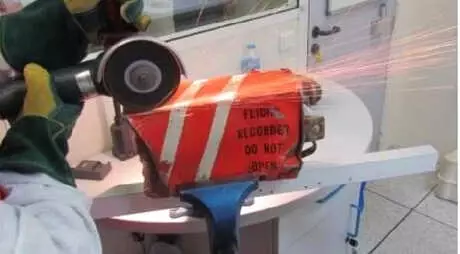 İran'da Düşen Türk Jetinin Karakutuları Böyle Çözüldü İran'da Düşen Türk Jetinin Karakutuları Böyle Çözüldü