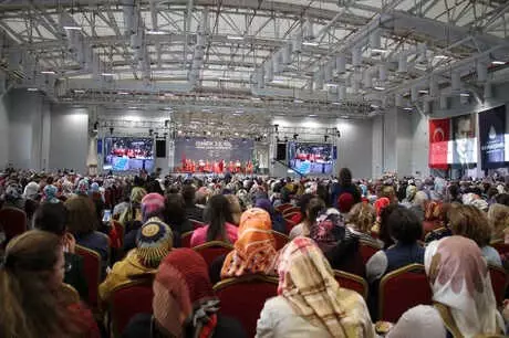 İsmek'te 23 Yılda 2 Milyondan Fazla Kişi Eğitim Aldı