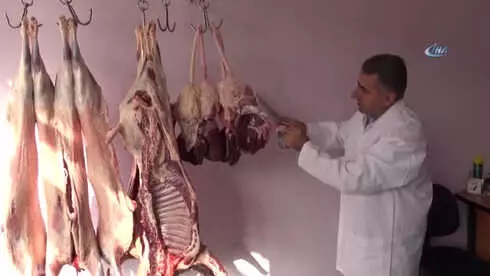 Kasaptan 'Enflasyonla Mücadele Kampanyasına' Destek Kasaptan 'Enflasyonla Mücadele Kampanyasına' Destek