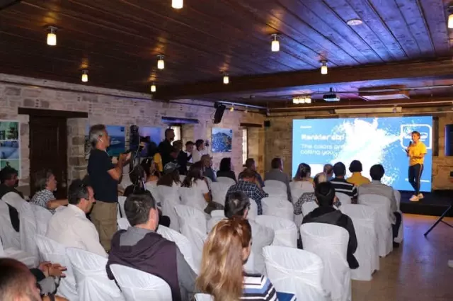 Kuşadası Renkleniyor Projesi Tanıtıldı
