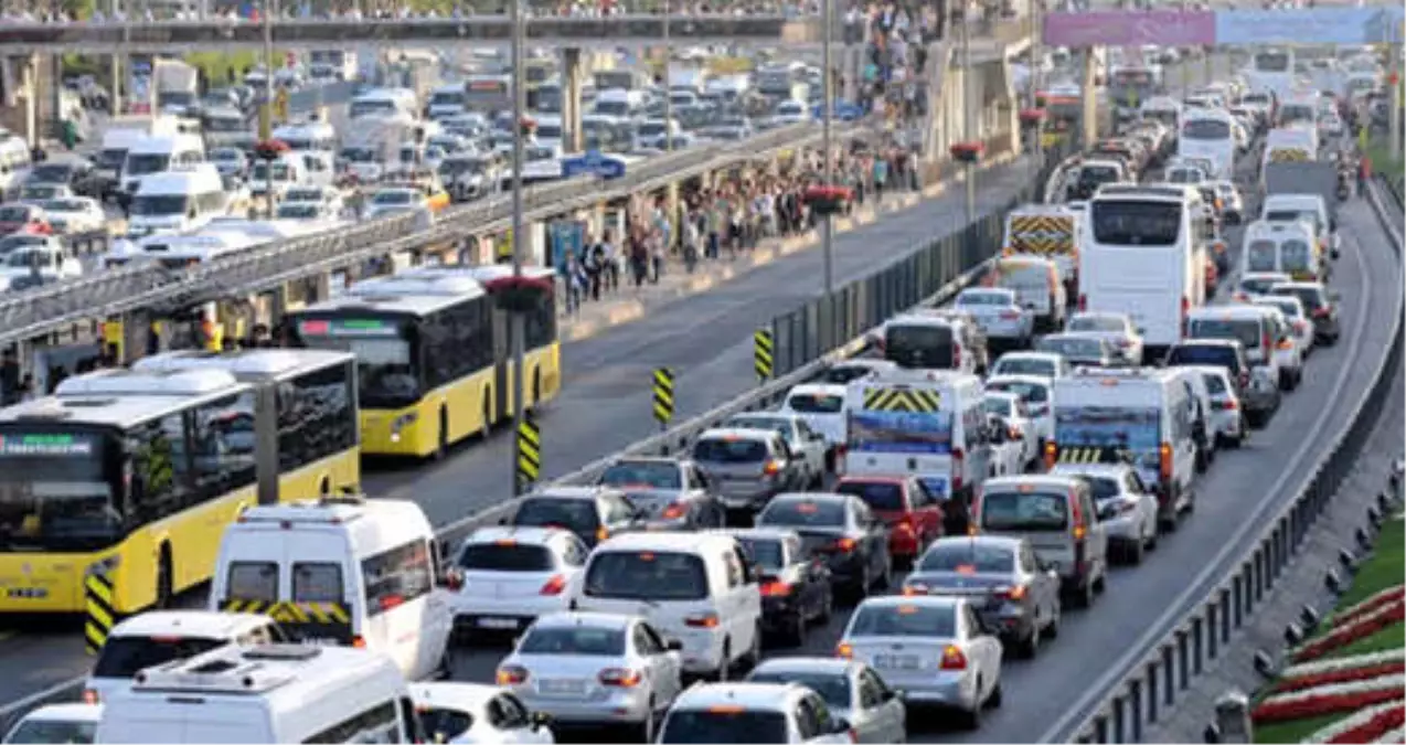 Trafik Cezalarının Artırılmasını Öngören Teklif Kabul Edildi