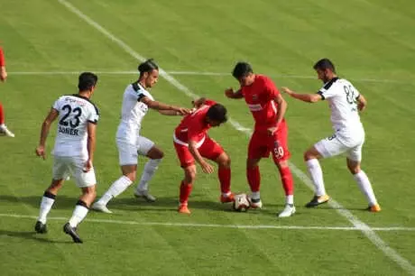 Kastamonuspor 1966 – Bayrampaşa: 1-1