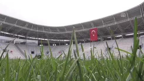 Yeni Ordu Stadı'nda Çim Serme İşlemi Tamamlandı Yeni Ordu Stadı'nda Çim Serme İşlemi Tamamlandı