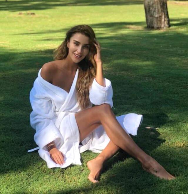 Yılmaz Morgül Bornozlu Fotoğraf Akımına Uydu: SPA'ların SPA'sı Yılmaz Morgül