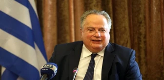 Yunan Dışişleri Bakanı İstifa Etti