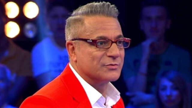 Hastaneye Kaldırılan Ünlü Sunucu Mehmet Ali Erbil, Kimdir?