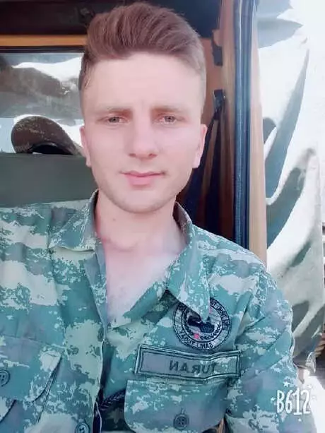 Kahramanmaraş'taki Kazada Yaşamını Yitiren Er, Toprağa Verildi Kahramanmaraş'taki Kazada Yaşamını Yitiren Er, Toprağa Verildi