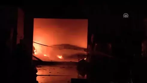 Kayapa Sanayi Bölgesi'ndeki Yangın - Alinur Aktaş