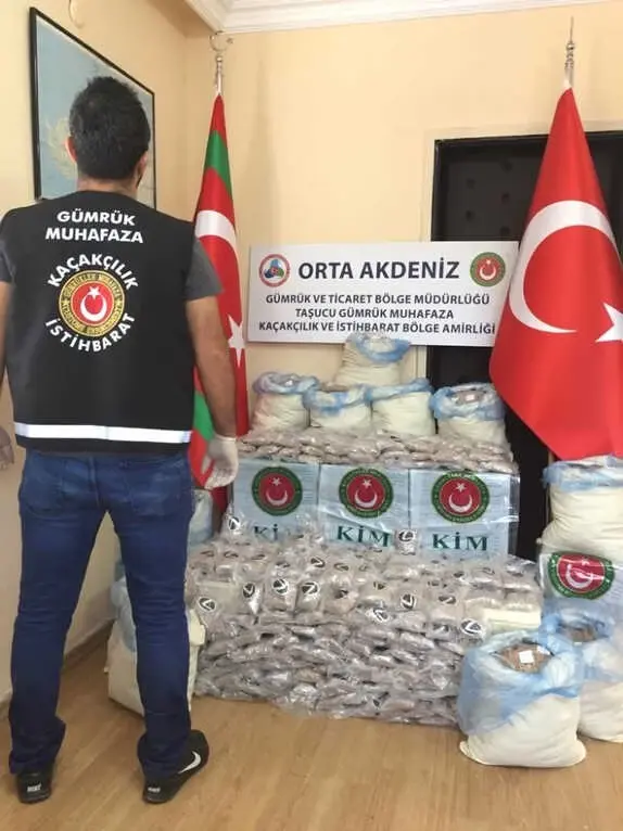 Taşucu Limanı'nda 24 Milyon Liralık Uyuşturucu Hap Ele Geçirildi