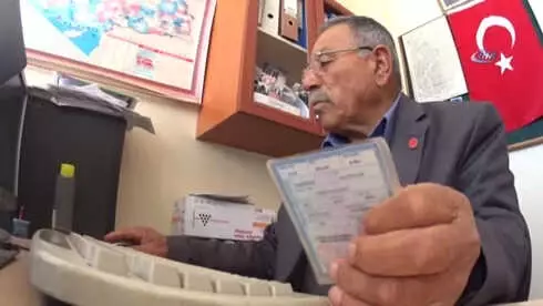 45 Yıldır Mahalle Ondan Soruluyor 45 Yıldır Mahalle Ondan Soruluyor