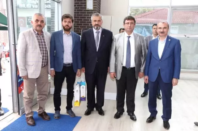 Bafra'da Muhtarlar Günü Kutlandı Bafra'da Muhtarlar Günü Kutlandı