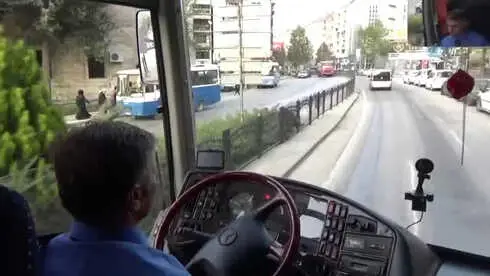 Bu Belediye Öğrencileri Okullarına Ücretsiz Taşıyor Bu Belediye Öğrencileri Okullarına Ücretsiz Taşıyor