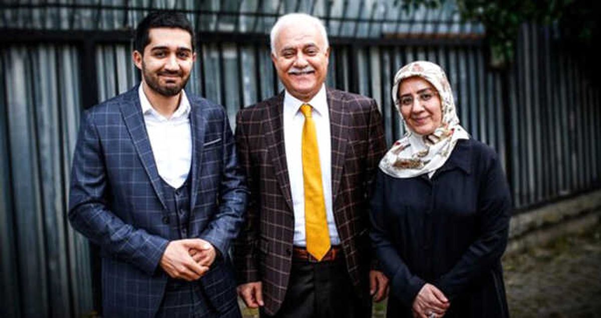 İlahiyatçı Yazar Nihat Hatipoğlu Kimdir?