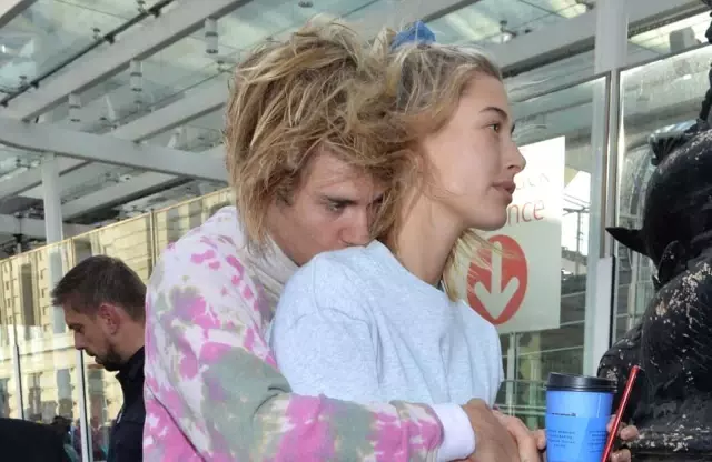 Justin Bieber'dan Hayranlarına Evlilik Açıklaması Justin Bieber'dan Hayranlarına Evlilik Açıklaması