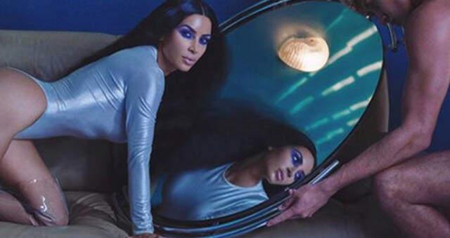 Kim Kardashian Ürünlerinin Tanıtımı İçin Yine Soyundu!