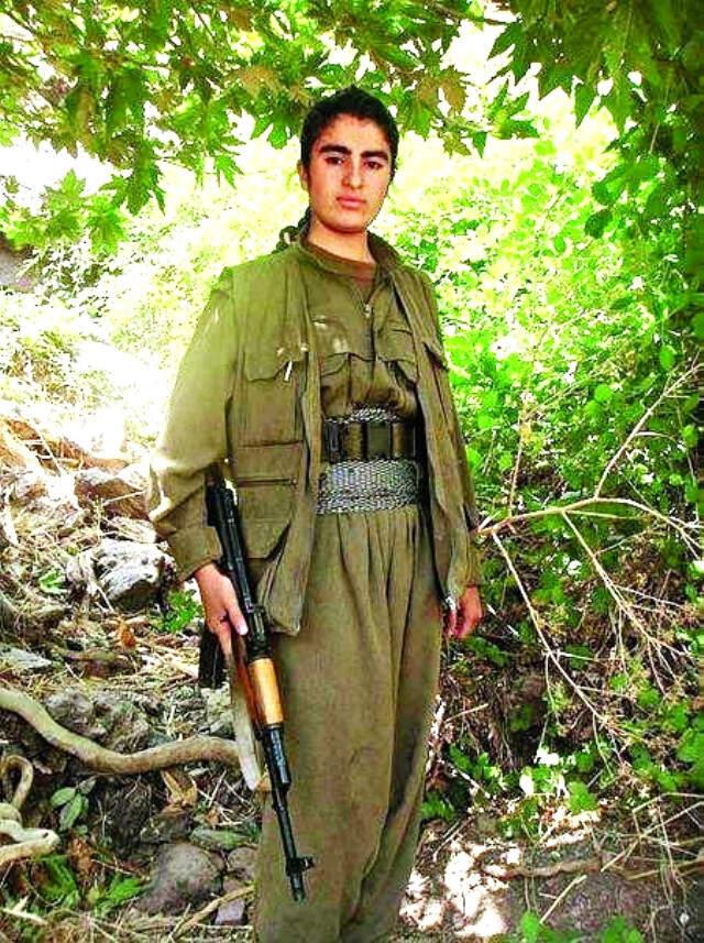 Mehmetçik'in Çatışmada Öldürdüğü Teröristin Ailesinin de Terör Örgütü Üyesi Olduğu Ortaya Çıktı