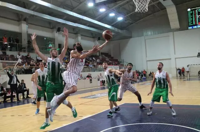 Potanın Timsahları Yalova'da Rahat Kazandı