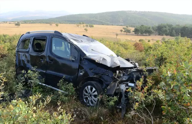 Gaziantep Haberleri: Şarampole devrilen otomobilin sürücüsü öldü 81