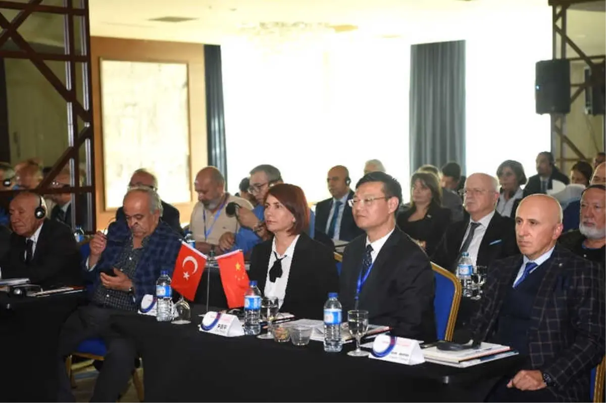 Türk ve Çinli İş Adamları İstanbul'da Buluştu