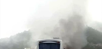 Afyonkarahisar'da Takım Otobüsü Yandı