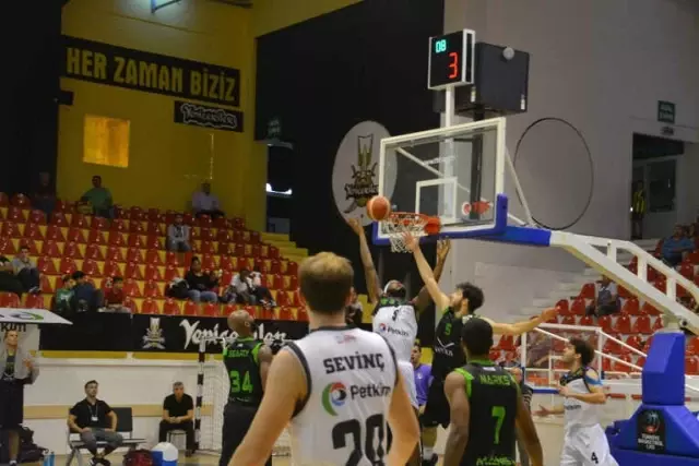 Türkiye Basketbol 1. Ligi: Petkim Spor: 71 - Manisa Büyükşehir Belediye: 78 Türkiye Basketbol 1. Ligi: Petkim Spor: 71 - Manisa Büyükşehir Belediye: 78