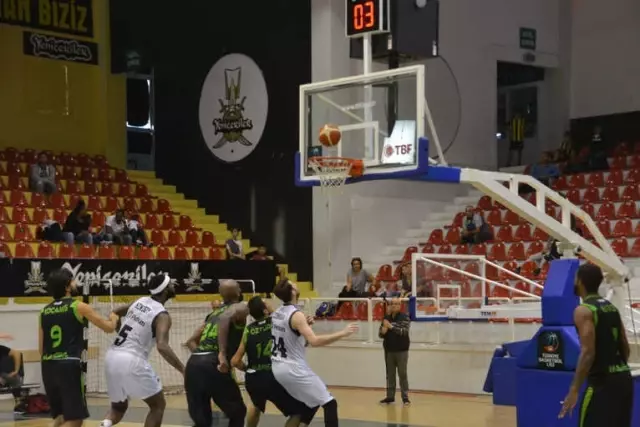 Türkiye Basketbol 1. Ligi: Petkim Spor: 71 - Manisa Büyükşehir Belediye: 78 Türkiye Basketbol 1. Ligi: Petkim Spor: 71 - Manisa Büyükşehir Belediye: 78