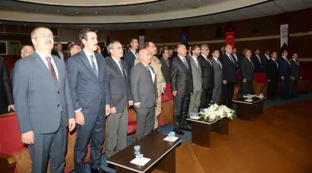 Vali Azizoğlu: 'Muhtarlar Devlet ile Vatandaş Arasındaki Bağdır' Vali Azizoğlu: 'Muhtarlar Devlet ile Vatandaş Arasındaki Bağdır'