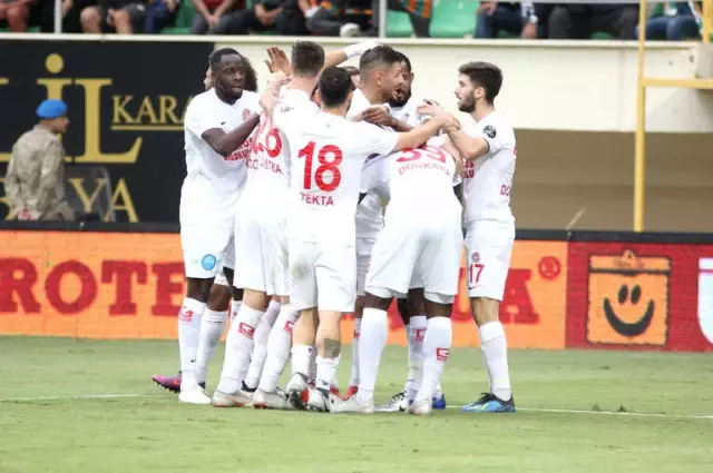 Antalya Derbisinde Kazanan Konuk Ekip Oldu