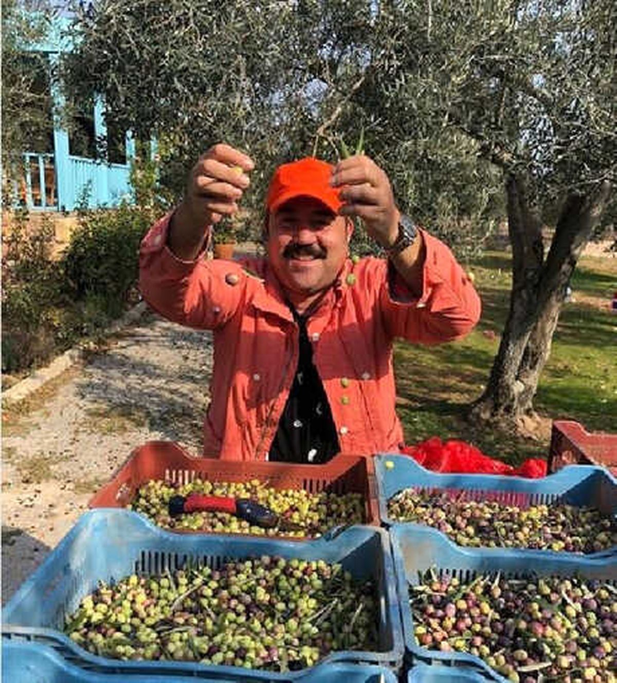 Ata Demirer'den Gökçeada Yorumu: Biraz Yalnız Bir Ada