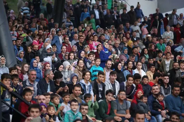 Ayçiçeği ve Bisiklet Adası'nın Açılışı Gerçekleştirildi Ayçiçeği ve Bisiklet Adası'nın Açılışı Gerçekleştirildi