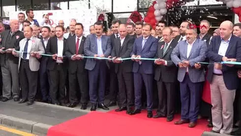 Bursa Özel Hayat Hastanesi Yeni Binasını Törenle Açtı Bursa Özel Hayat Hastanesi Yeni Binasını Törenle Açtı