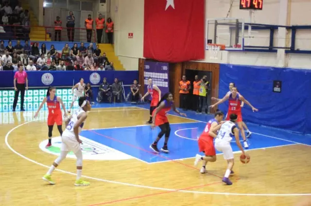 Hatay Büyükşehir Botaş'ı Rahat Geçti
