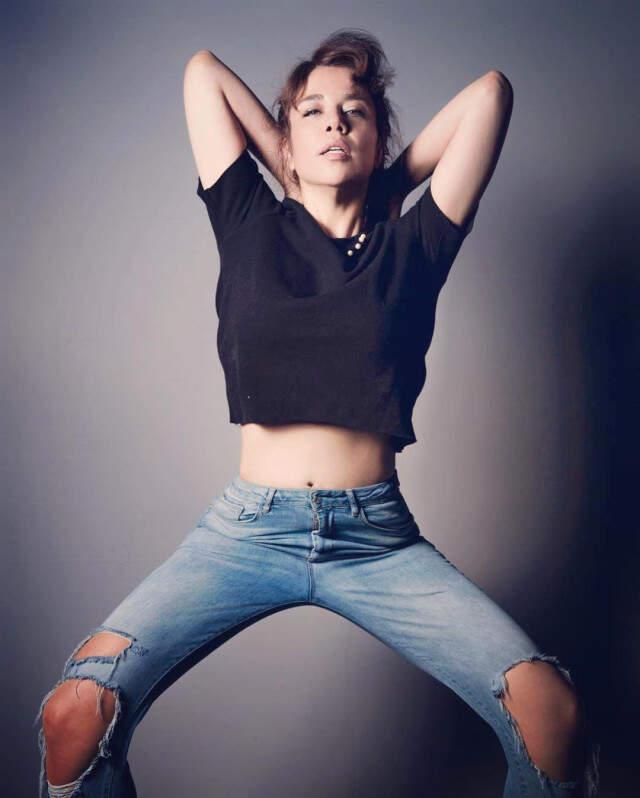 Oyuncu Yeşim Ceren Bozoğlu, 6 Yaşında Yaşadığı Cinsel Tacizi Anlattı