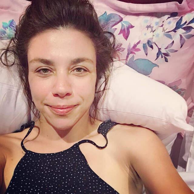 Oyuncu Yeşim Ceren Bozoğlu, 6 Yaşında Yaşadığı Cinsel Tacizi Anlattı