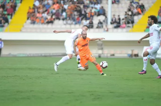Spor Toto Süper Lig: Aytemiz Alanyaspor: 0 - Antalyaspor: 1 (İlk Yarı)