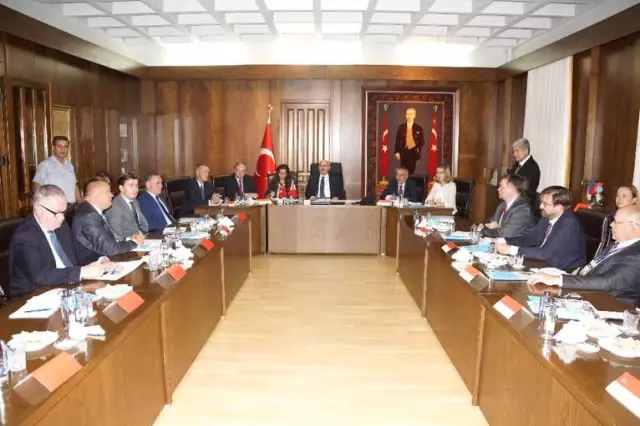 Vali Köşger AB Büyükelçileri'ni Ağırladı