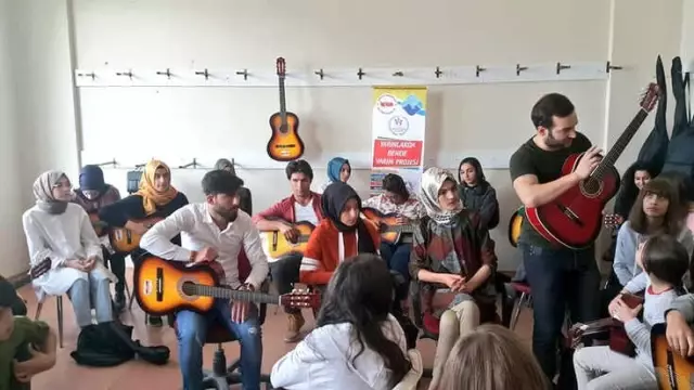 Ağrı'da Bin 700 Kişi Ücretsiz Kurslara Başvurdu Ağrı'da Bin 700 Kişi Ücretsiz Kurslara Başvurdu