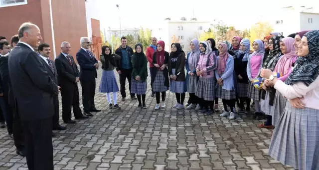 İlk Dersi Vali Azizoğlu Verdi İlk Dersi Vali Azizoğlu Verdi