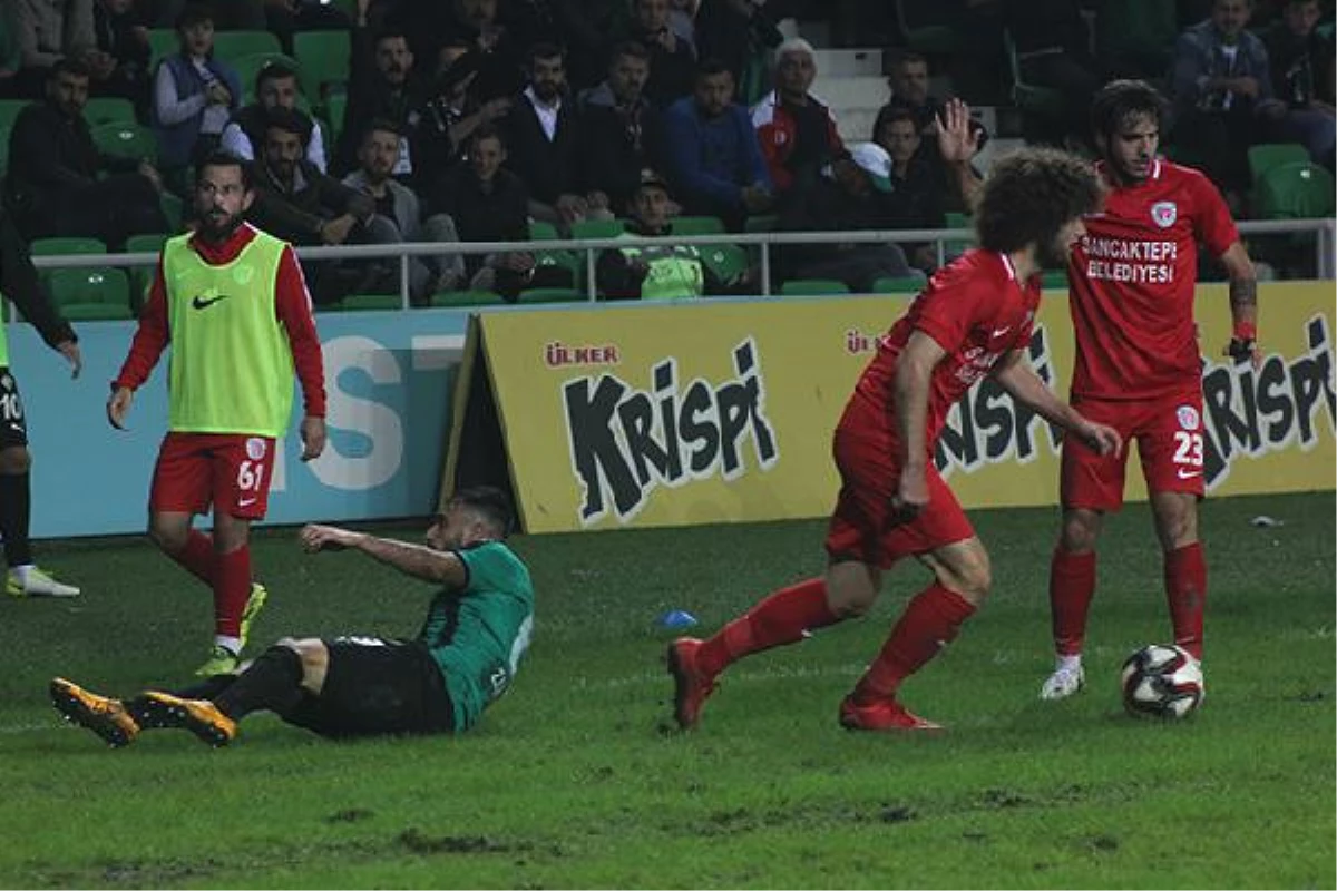 Sakaryaspor - Sancaktepe Belediyespor: 0-0