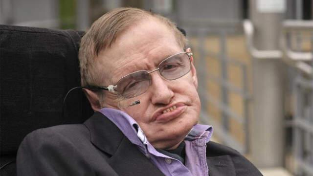 Stephen Hawking Hayranlarına Duyrulur: Özel Eşyaları Satışa Çıkıyor!