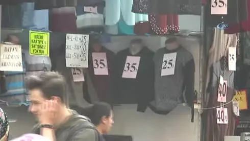 Vatandaşlar Zamların Geri Alınmasını Bekliyor Vatandaşlar Zamların Geri Alınmasını Bekliyor