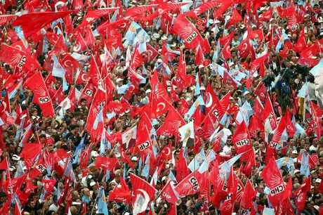 CHP'de Aday Adaylığı Cep Yakıyor