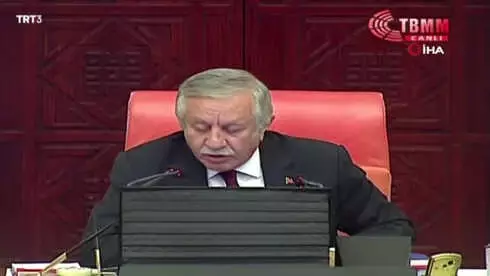 Emeklilikte Yaşa Takılanlar Önergesi Reddedildi Emeklilikte Yaşa Takılanlar Önergesi Reddedildi