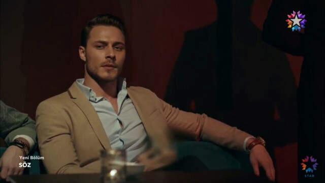 Ünlü Oyuncu Burak Çelik'in, Çukur'a Transfer Oldduğu İddia Edildi