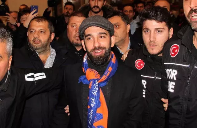 Arda Turan Baba Oldu