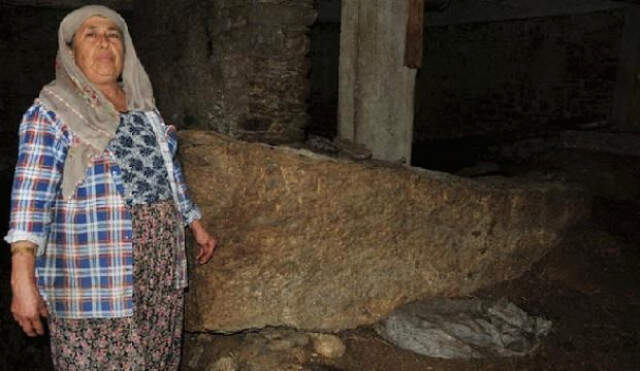 Evlerinin Altında 40 Ton Altın Olduğu Söylenen Ailenin Başı Dertte!