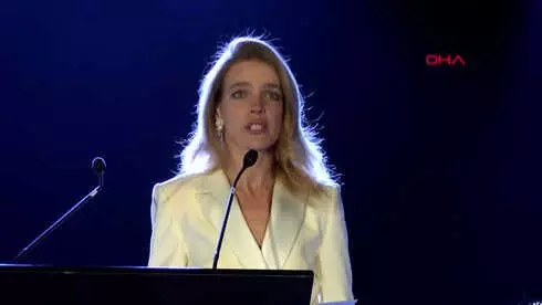 Antalya Süper Model Natalia Vodianova, Kadınlar İçin Antalya'da Antalya Süper Model Natalia Vodianova, Kadınlar İçin Antalya'da