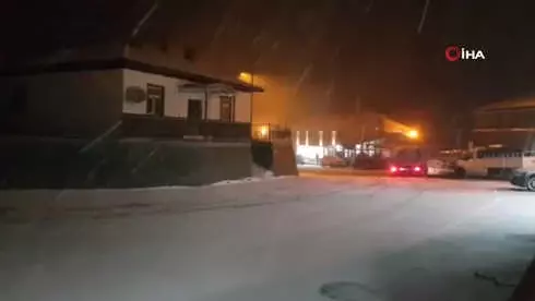 Zigana'ya Yılın İlk Karı Düştü Zigana'ya Yılın İlk Karı Düştü